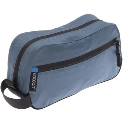 Cocoon On-The-Go Toiletry Kit Light Medium, Bleu/noir 5 Cocoon On-The-Go Toiletry Kit Light Medium, Bleu/noir -VAUDE Boutique cocoon on the go toiletry kit light medium ash blue 3